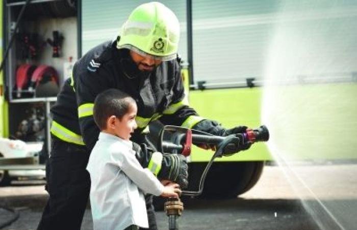 أخبار سلطنة عمان | "الدفاع المدني" : المفرقعات خطر على الأرواح والممتلكات ومخالفة يعاقب عليه القانون | عيون الجزيرة الاخبارية عمان