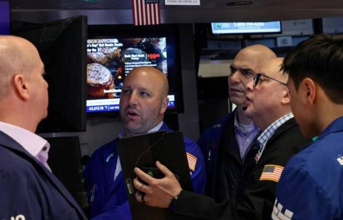 «وول ستريت» تواصل التعافي بدعم تطورات حرب إيران