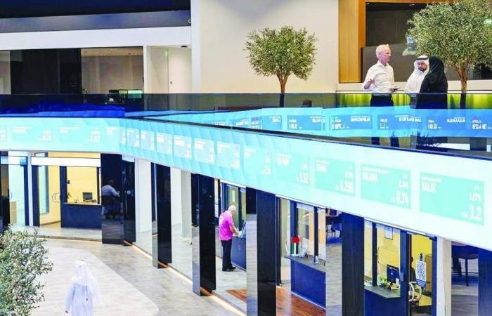 مكاسب أسهم الإمارات تتواصل بـ5.6 مليار درهم سيولة