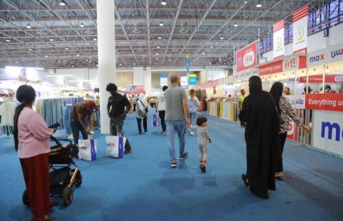 تزايد الإقبال على «ليالي رمضان 2026» في الشارقة