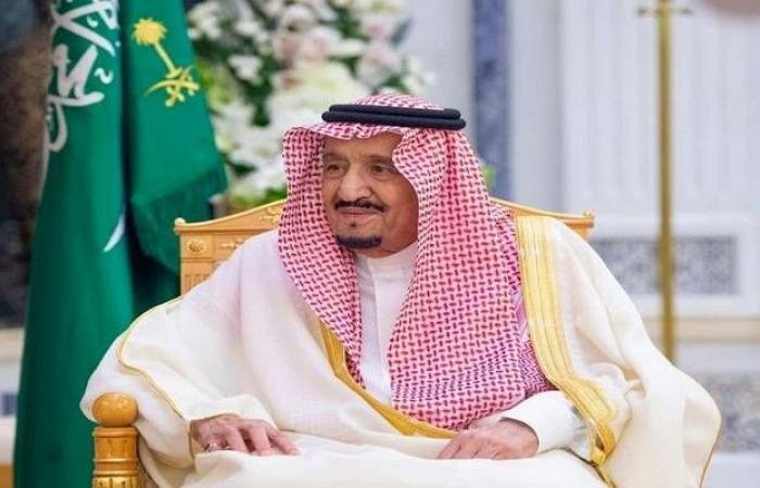 خادم الحرمين: الدولة سخرت جميع إمكانياتها لخدمة المعتمرين في رمضان