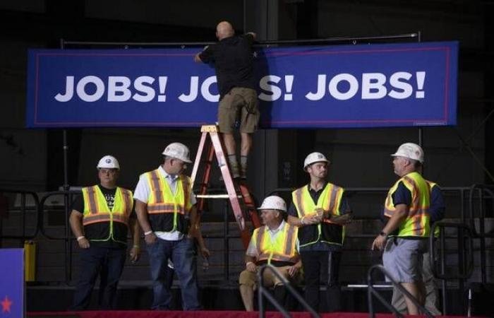 انخفاض طلبات إعانة البطالة الأمريكية في إشارة لاستقرار سوق العمل