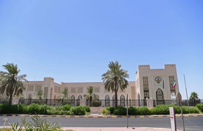 أخبار الكويت | الكويت تُدين وتستنكر بشدة العدوان الإيراني على مدينة رأس لفان الصناعية في قطر | عيون الجزيرة الكويت