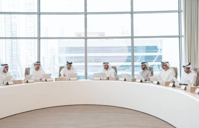 «موانئ وجمارك دبي» تبحث مع شركات الملاحة وجمعيات الشحن تعزيز استمرارية سلاسل الإمداد