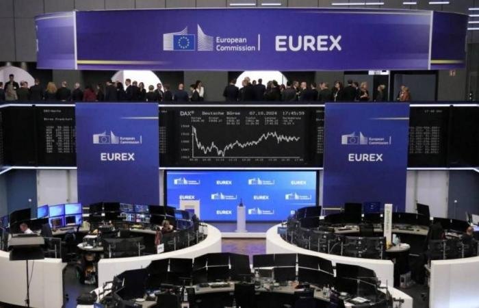 أسهم أوروبا تتجه نحو خسائر للأسبوع الثالث
