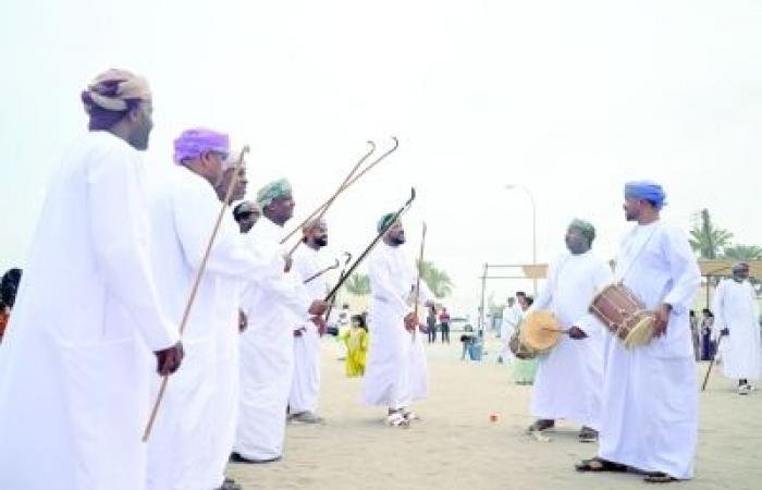 أخبار سلطنة عمان | مظاهر العيد.. صمام أمان اجتماعي ومختبرات حية لترسيخ قيم الهُوية العُمانية | عيون الجزيرة الاخبارية عمان