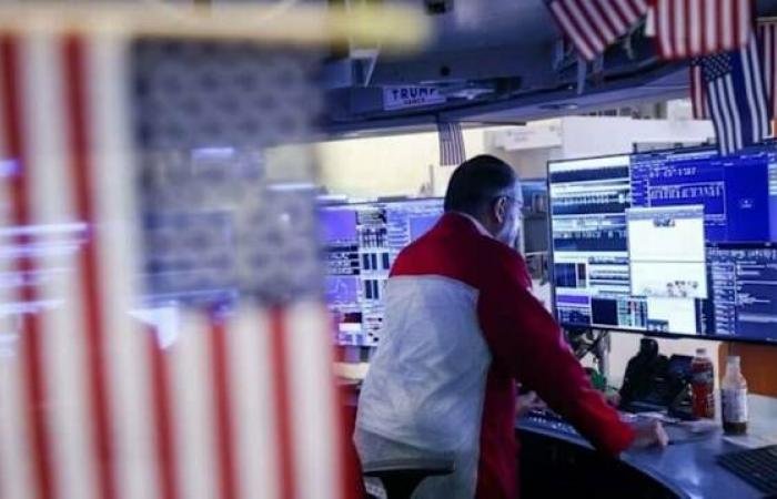 أسبوع رابع من الخسائر يضرب وول ستريت وسط ضغوط الحرب والتضخم