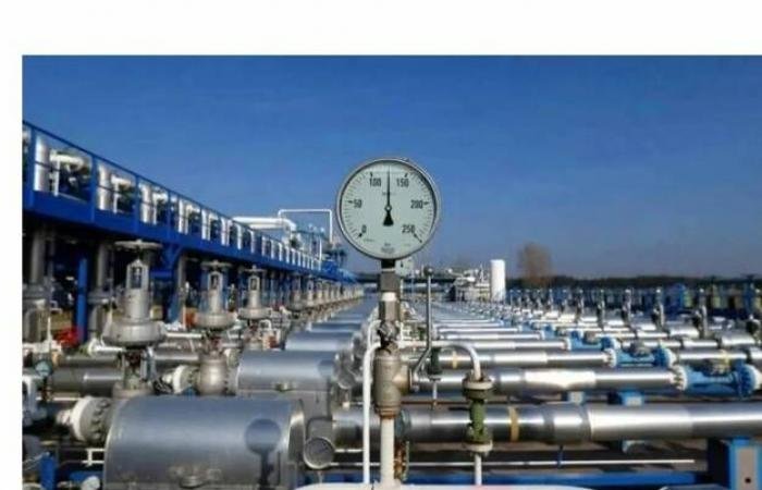 الاتحاد الأوروبي يحثّ الأعضاء على خفض مخزونات الغاز