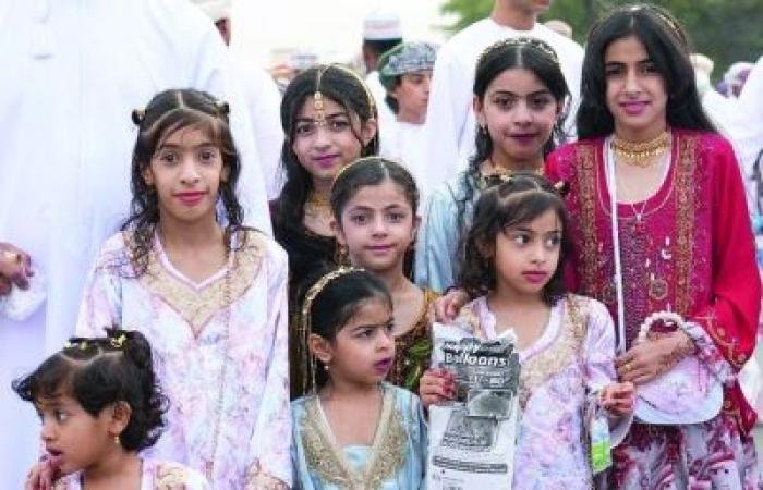 أخبار سلطنة عمان | العيد في عيون الأطفال .. بهجة تضفي مشاعر الألفة والمودة | عيون الجزيرة الاخبارية عمان