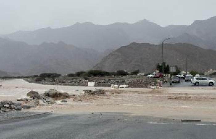 أخبار سلطنة عمان | هطول أمطار متوسطة إلى غزيرة على ولايات محافظة مسندم | عيون الجزيرة الاخبارية عمان