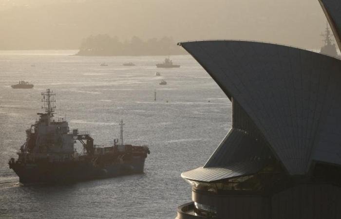 الخام الأمريكي فوق 100 دولار للبرميل بعد مهلة الـ 48 ساعة من ترامب