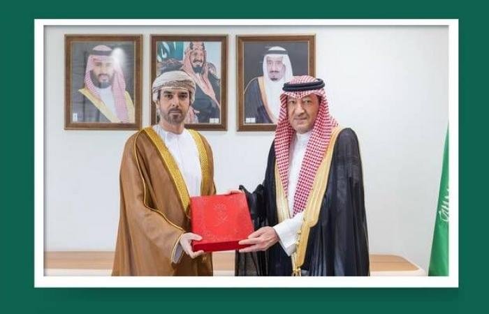 خادم الحرمين الشريفين يتلقى رسالة خطية من سلطان عُمان