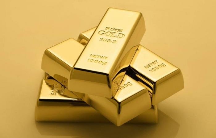 الذهب يتراجع لأدنى مستوى في 2026 بخسائر تفوق 5%