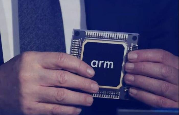"آرم" تطلق شريحة جديدة لتعزيز الذكاء الاصطناعي بمراكز البيانات
