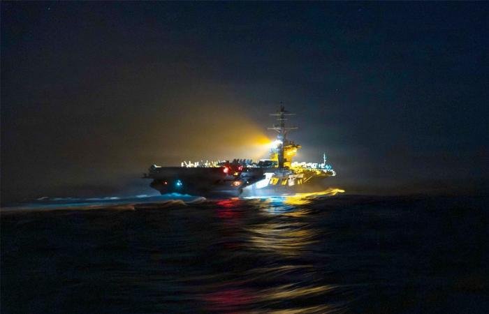 الحاملة «لينكولن» تحت الضغط بعد انسحاب «فورد» | عيون الجزيرة