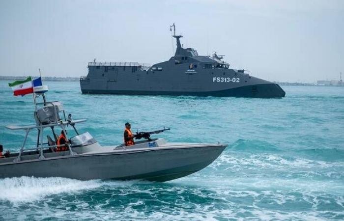 إسرائيل تعلن اغتيال قائد القوات البحرية في الحرس الثوري الإيراني