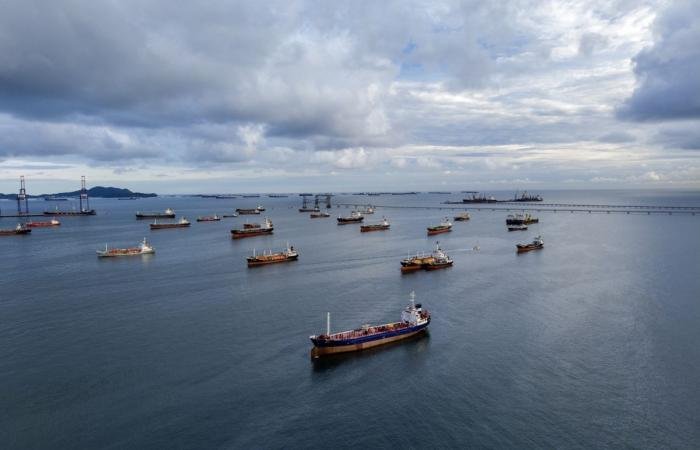 نحو تحالف لتأمين هرمز.. اجتماع قادة جيوش 35 دولة | عيون الجزيرة