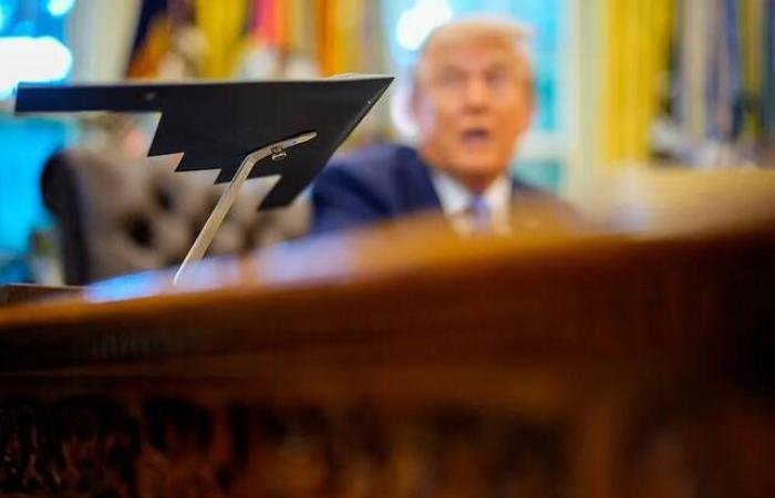 ترامب: هدية إيران لأمريكا السماح لعشر ناقلات نفط بعبور هرمز