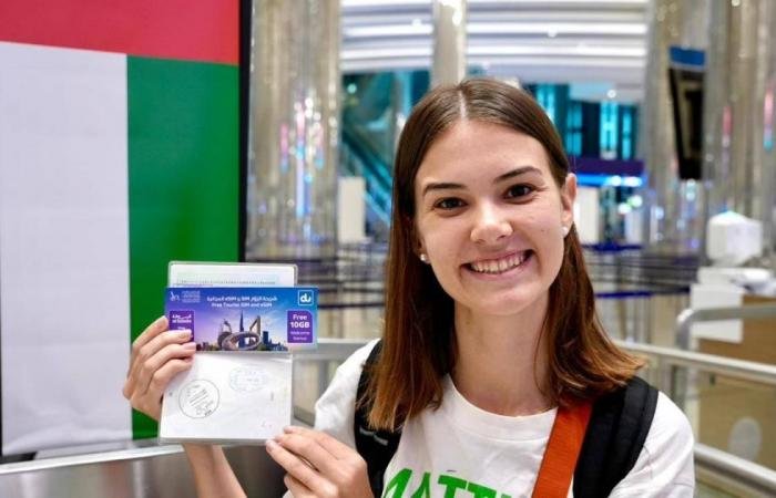 الرياضة الان | دبي تستقبل القادمين بختم تذكاري احتفالاً بالكأس العالمي للخيول | عيون الجزيرة الرياضي