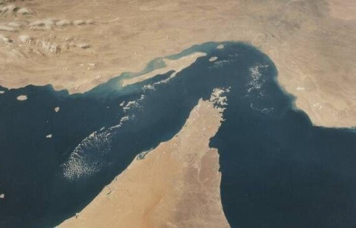 إغلاق مضيق هرمز يهدد بصدمة غذائية عالمية