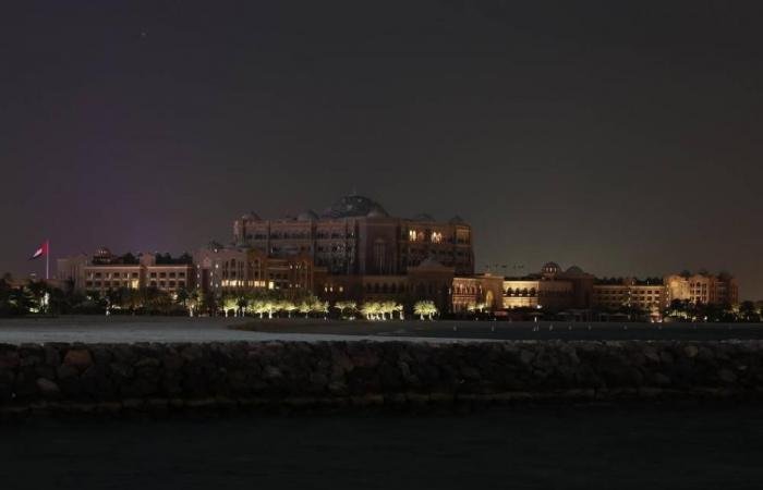 الامارات الان | الإمارات تشارك العالم في «ساعة الأرض» | عيون الجزيرة الامارات