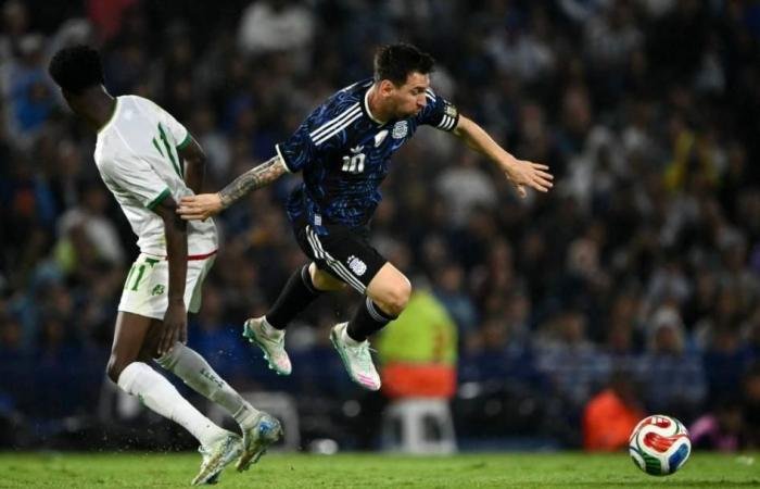 الرياضة الان | جو كول: رونالدو يفكر في مهارة ميسي قبل النوم | عيون الجزيرة الرياضي