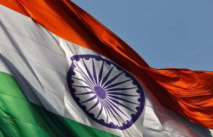 ناقلتا نفط متجهتان إلى الهند تعبران مضيق هرمز | عيون الجزيرة