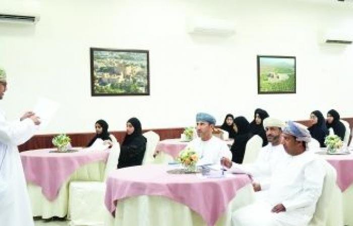 أخبار سلطنة عمان | برنامج تدريبي حول السلامة الغذائية بالداخلية | عيون الجزيرة الاخبارية عمان