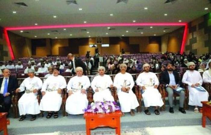 أخبار سلطنة عمان | ملتقى يناقش مستقبل المدارس الرقمية في عصر الذكاء الاصطناعي | عيون الجزيرة الاخبارية عمان