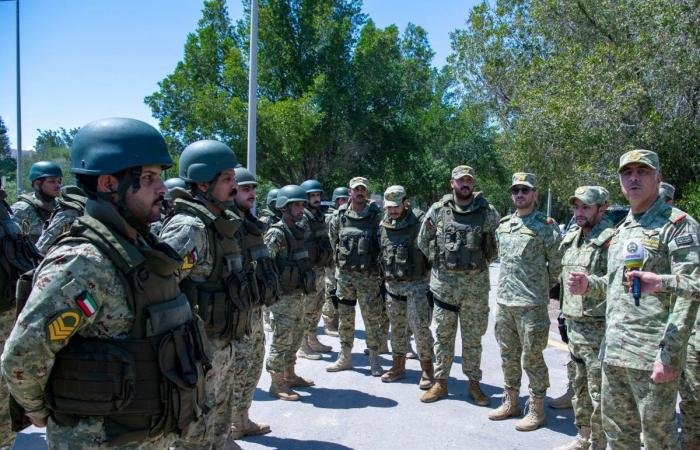 أخبار الكويت | الفريق البرجس لمنتسبي الحرس الوطني: نعتز بدوركم.. وفخورون بجهودكم | عيون الجزيرة الكويت