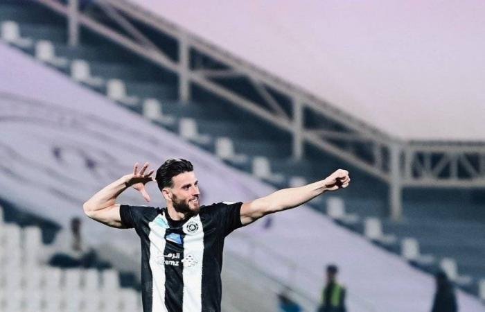 شبابي يهزم لاعبي روشن