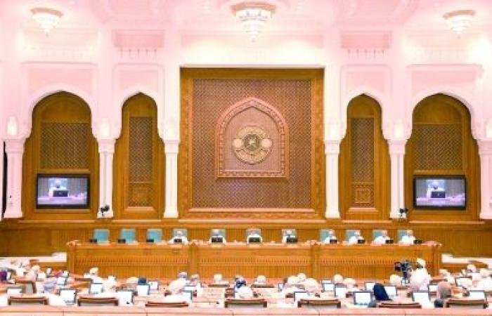 أخبار سلطنة عمان | مجلس الدولة يناقش في جلسته السابعة عددا من مشروعات القوانين | عيون الجزيرة الاخبارية عمان