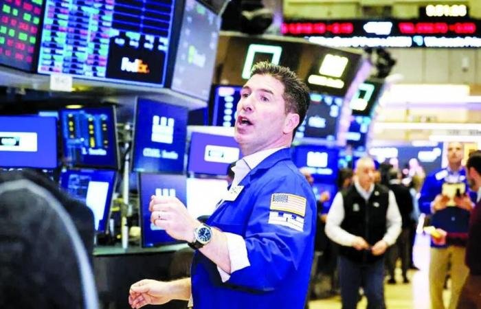 «وول ستريت» ترتفع بجدية محادثات إنهاء الحرب