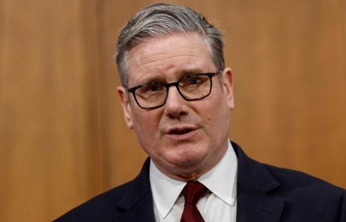 ستارمر يجتمع اليوم مع ممثلي البنوك وشركات الطاقة والشحن والتأمين