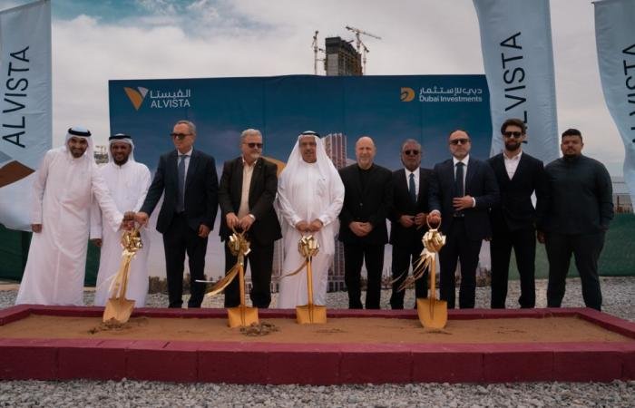 «دبي للاستثمار» تضع حجر الأساس لمشروع «الفيستا» في ميدان