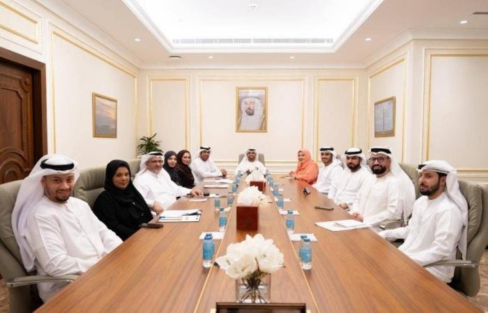 الامارات الان | إعداد المحاور البرلمانية لمناقشة سياسة «شؤون الضواحي» بالشارقة | عيون الجزيرة الامارات