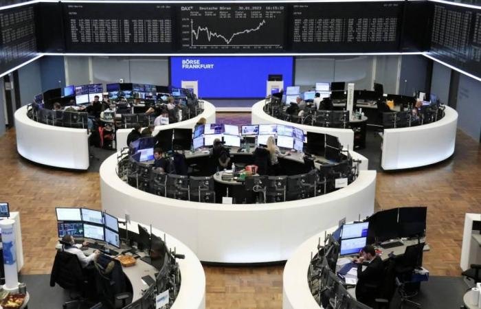 أسهم أوروبا تتجه لإنهاء مكاسب دامت 8 أشهر بفعل حرب إيران