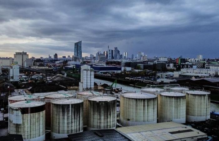 النفط يرتفع لليوم 4 على التوالي.. وبرنت مجدداً فوق 115 دولاراً