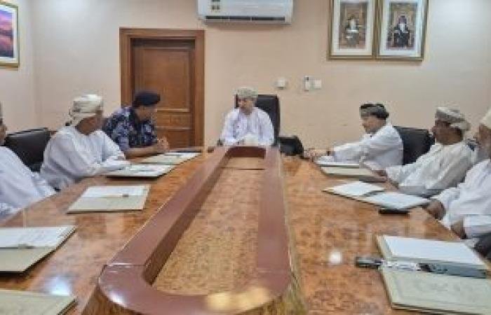 أخبار سلطنة عمان | لجنة سنن البحر بولاية مطرح تبحث تحديات الصيادين | عيون الجزيرة الاخبارية عمان
