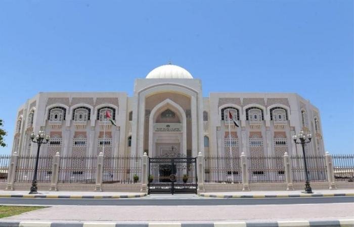 الامارات الان | «كهرباء الشارقة» تتعامل مع 8300 بلاغ خلال المنخفض | عيون الجزيرة الامارات