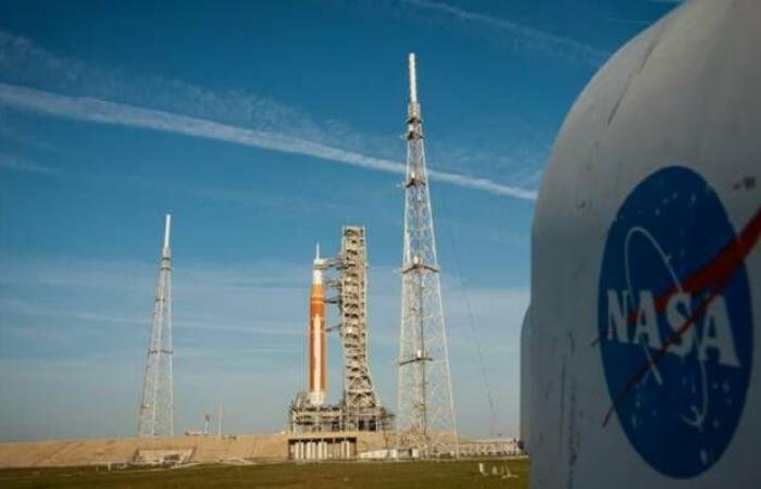 ناسا تستعد لأول بعثة مأهولة إلى القمر منذ نصف قرن