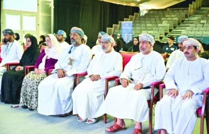 أخبار سلطنة عمان | ملتقى التوحد الأول يناقش تعزيز الوعي المجتمعي ودعم المصابين وأسرهم | عيون الجزيرة الاخبارية عمان