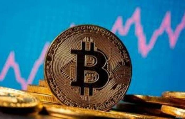 بيتكوين تهبط إلى 66.5 ألف دولار مع ازدياد التوترات