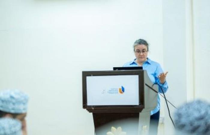 أخبار سلطنة عمان | حلقة عمل بنزوى توظف السرد الرقمي في توثيق المواقع الأثرية | عيون الجزيرة الاخبارية عمان