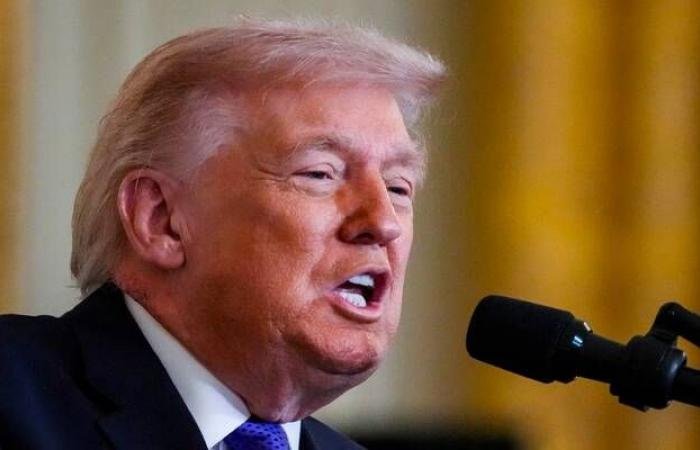 ترامب: يمكننا فتح مضيق هرمز والاستيلاء على النفط وتحقيق ثروة