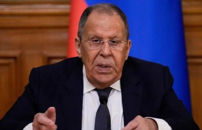 روسيا تلوح بـ"الفيتو" ضد مساعي فتح مضيق هرمز بالقوة