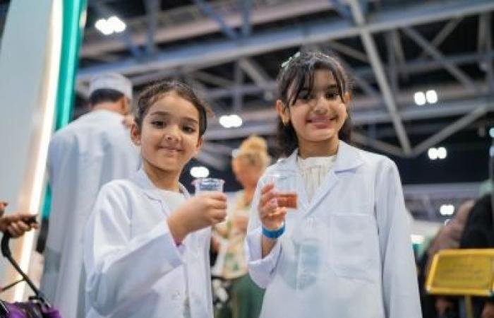 أخبار سلطنة عمان | غدًا .. بدء فعاليات الأسبوع الوطني للعلوم والتكنولوجيا والهندسة والرياضيات | عيون الجزيرة الاخبارية عمان