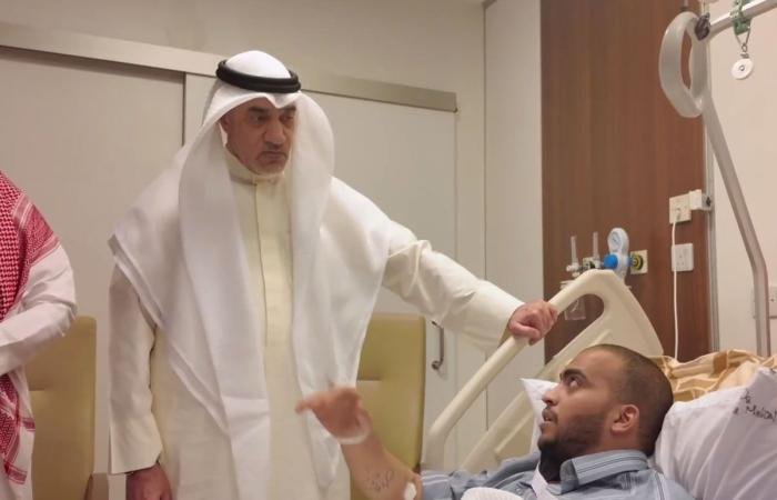 أخبار الكويت | اليوسف زار مصابي وزارة الداخلية الذين أُصيبوا جراء العدوان الإيراني الآثم أثناء تأديتهم واجبهم الوطني في مواقعهم | عيون الجزيرة الكويت