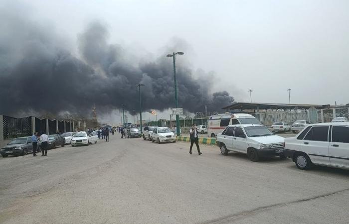 هجوم على مجمع للبتروكيماويات بجنوب إيران يوقع العشرات بين قتيل وجريح | عيون الجزيرة