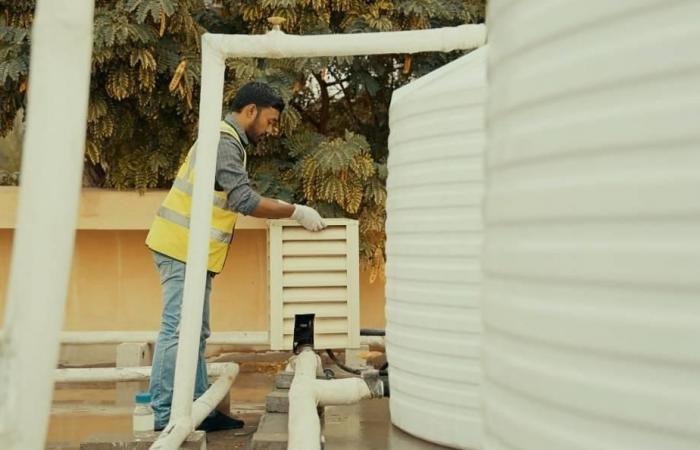 الامارات الان | «كهرباء الشارقة» تفحص 653 خزان مياه بالمباني السكنية والتجارية | عيون الجزيرة الامارات